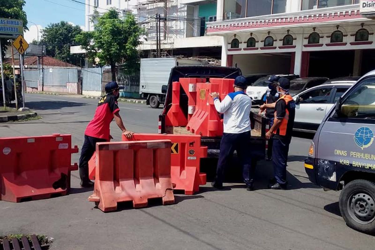 Gugus Tugas COVID-19 Banyumas lakukan rekayasa lalu lintas