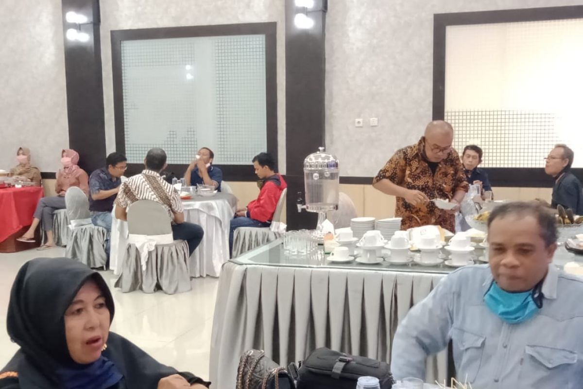 DPRD Sumbar gelar halal bi halal di tengah pandemi, Polda Sumbar : Ikuti aturan PSBB