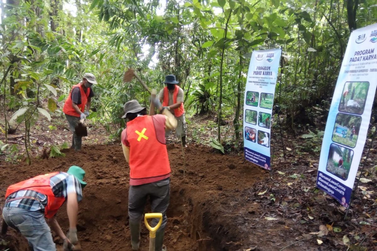 AQUA melalui Mitra Sources of Indonesia kembali perkuat fungsi kawasan pelestarian alam di Tahura