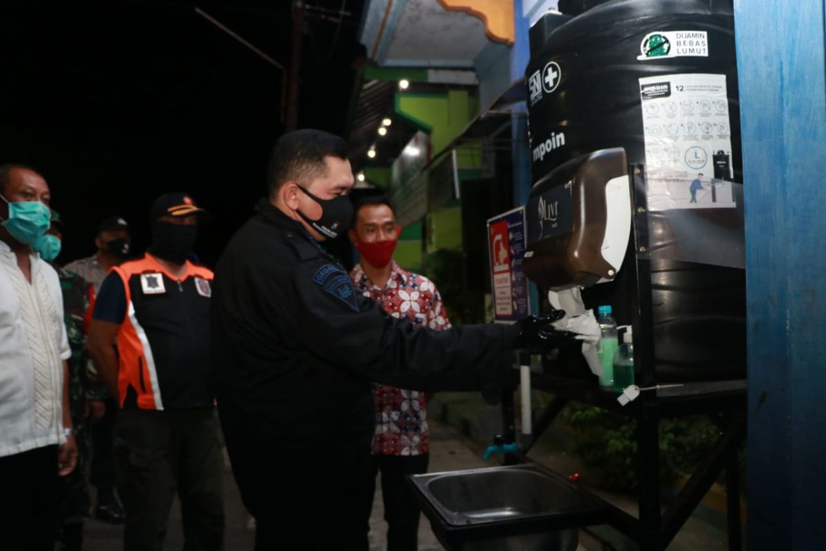 Kapolda Jatim tinjau penerapan kampung tangguh di Surabaya