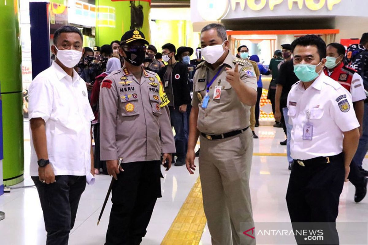 37 pendatang melalui Stasiun Gambir kantongi SIKM