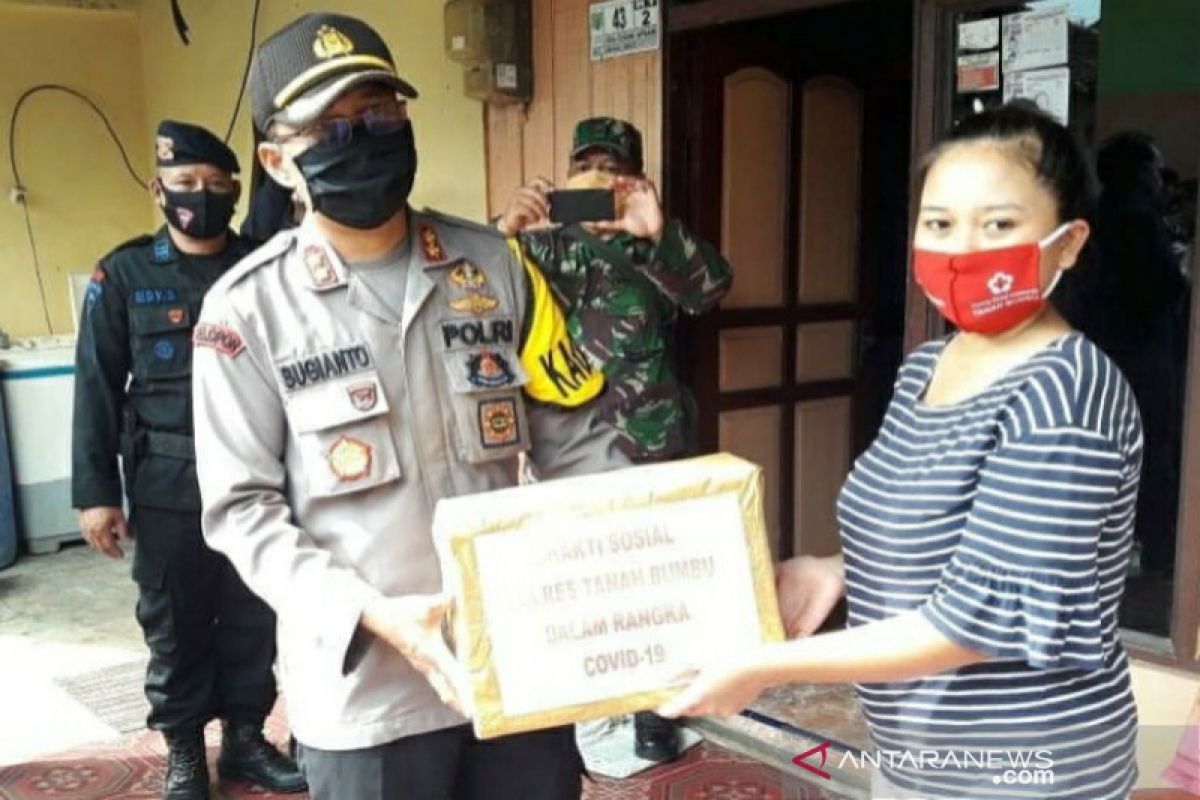 Kapolres Tanah Bumbu ingatkan masyarakat untuk patuhi protokol kesehatan