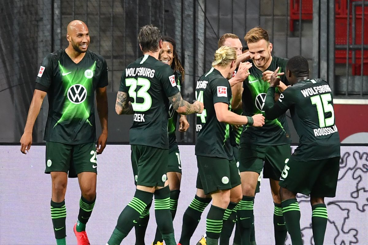 Wolfsburg hancurkan tuan rumah Leverkusen 4-1