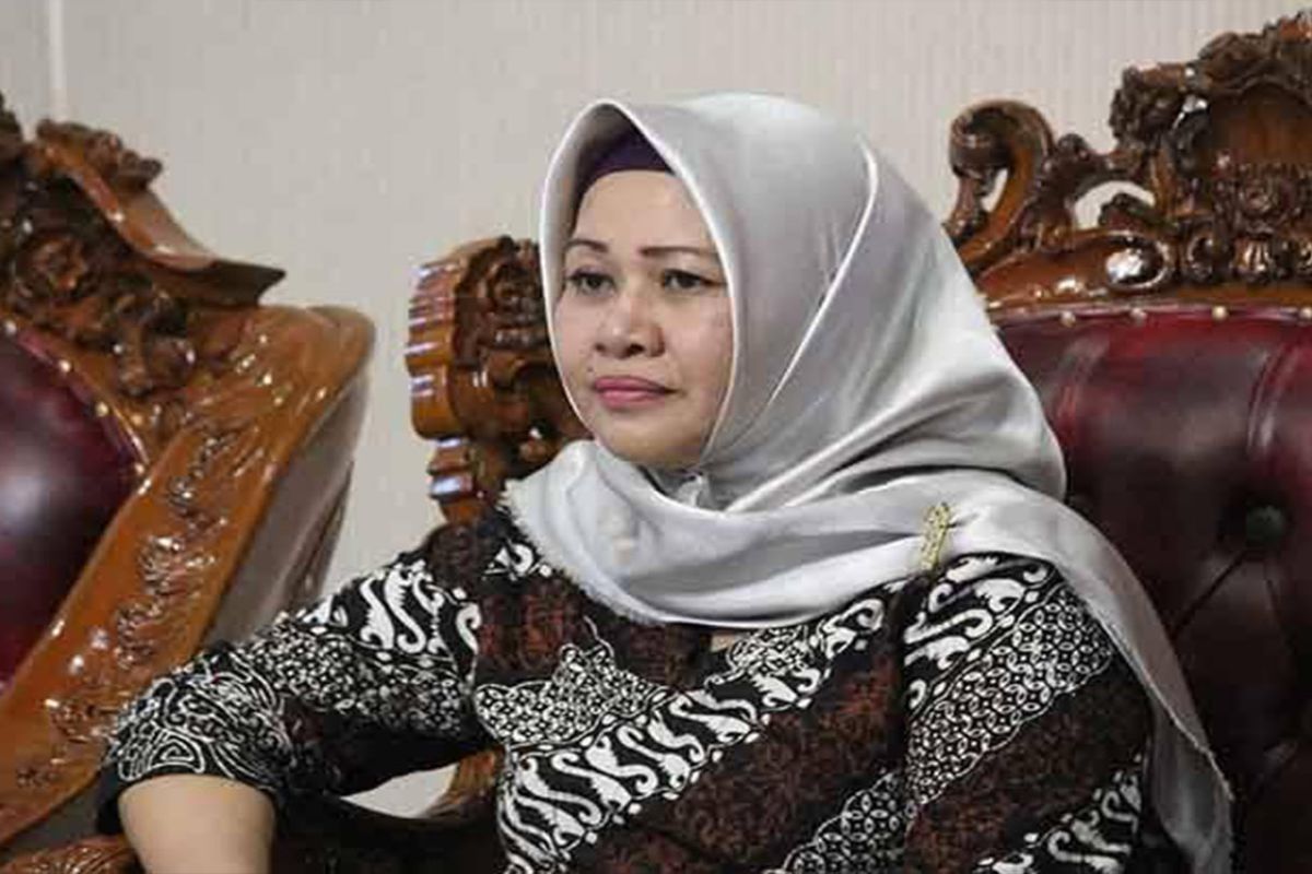 Bunga pinjaman koperasi sengsarakan masyarakat, kata Legislator Seruyan