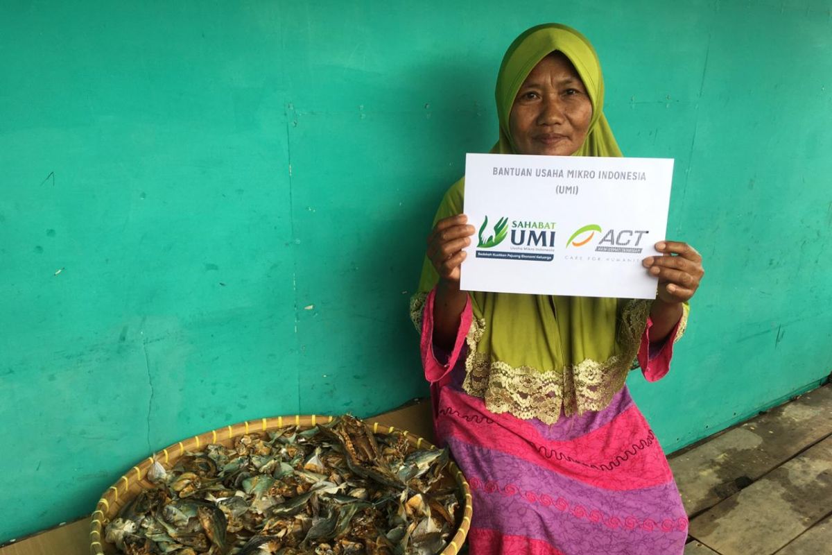 ACT Lampung gulirkan program sahabat UMI dengan memberikan bantuan modal kepada pengusaha