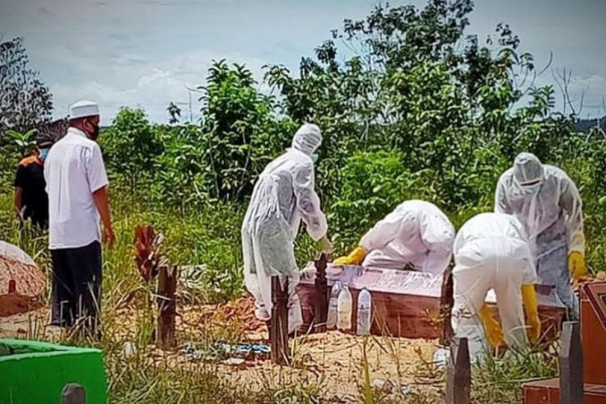 Satu pedagang ikan di Gunung Mas meninggal mendadak