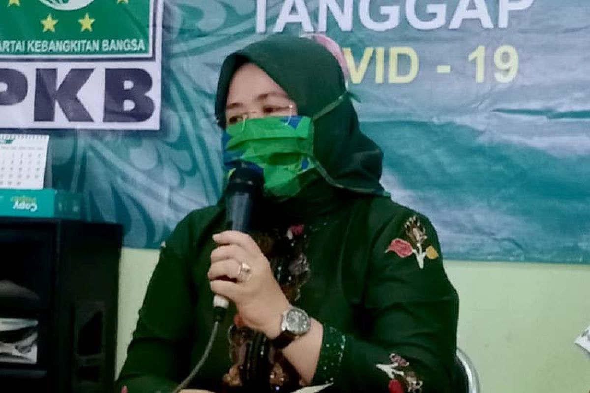 Legislator: Alokasikan anggaran penanganan COVID-19 untuk pesantren