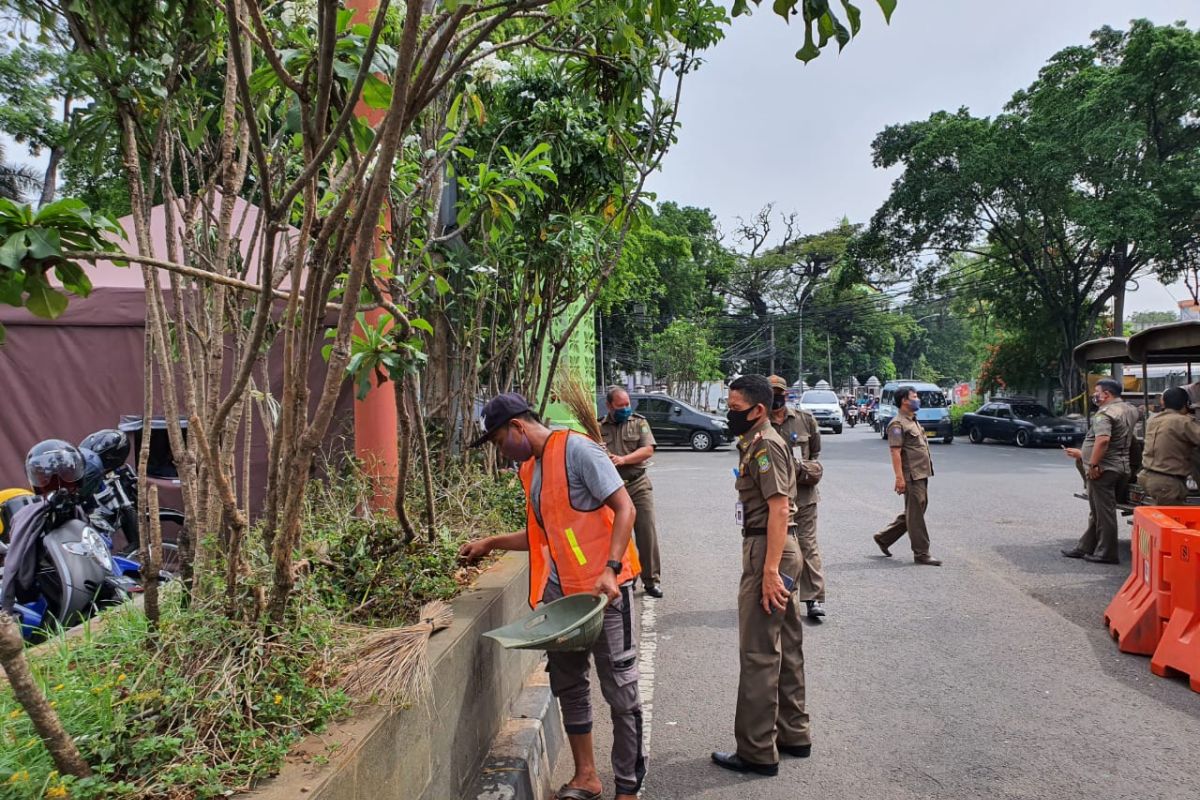 Satpol PP Tangerang kembali sidak pasar berkaitan PSBB dan 