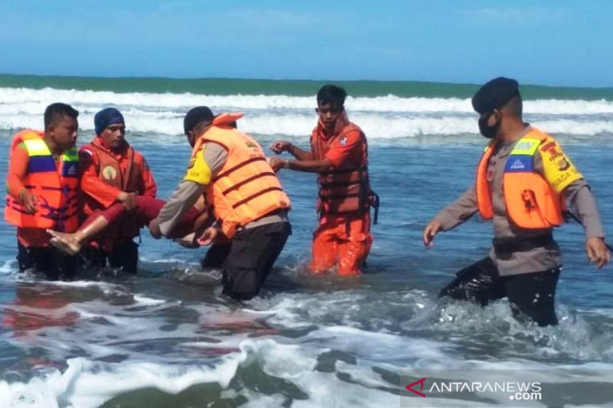 Tiga korban tenggelam asal Pidie ditemukan meninggal dunia di Aceh Barat