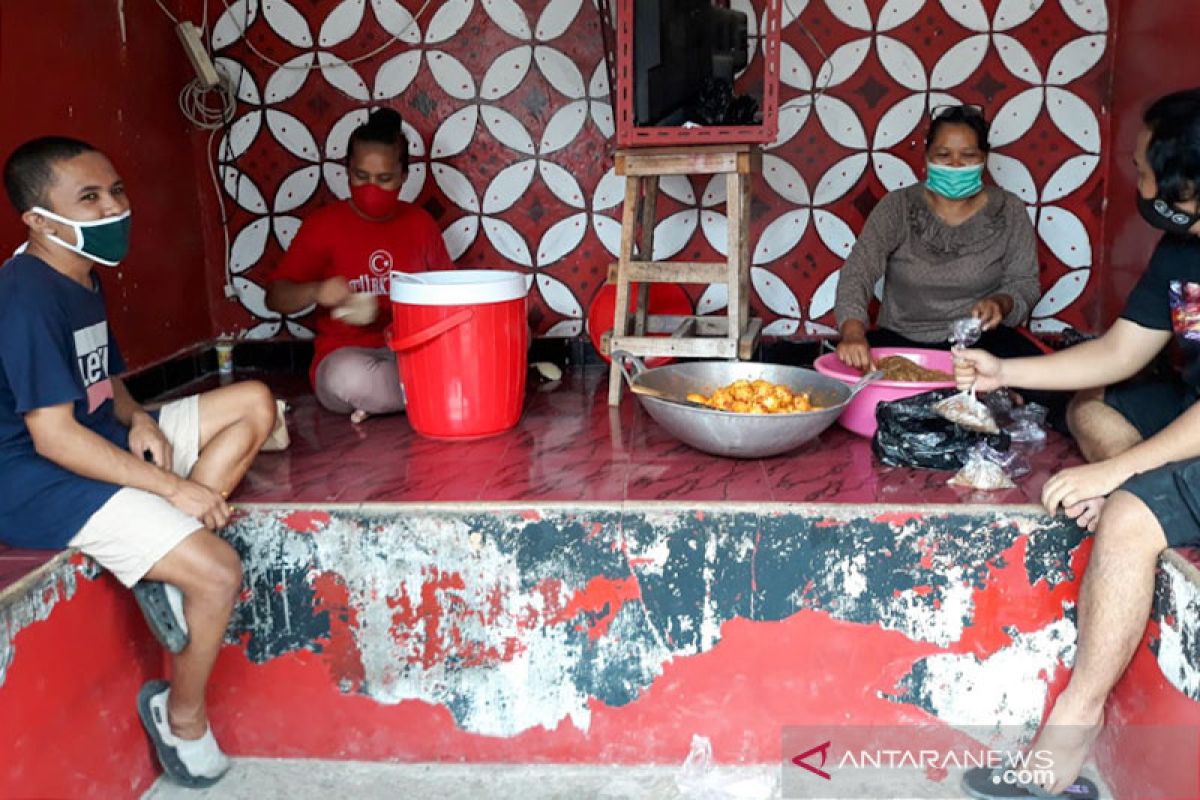 Selama pandemi, beragam gerakan sosial tumbuh Yogyakarta bantu sesama