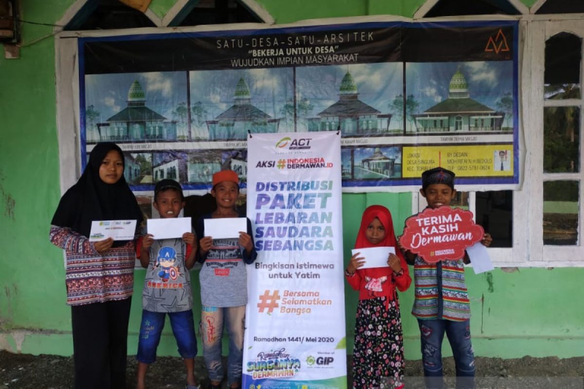 ACT beri paket lebaran kepada anak yatim di empat daerah di Sulteng