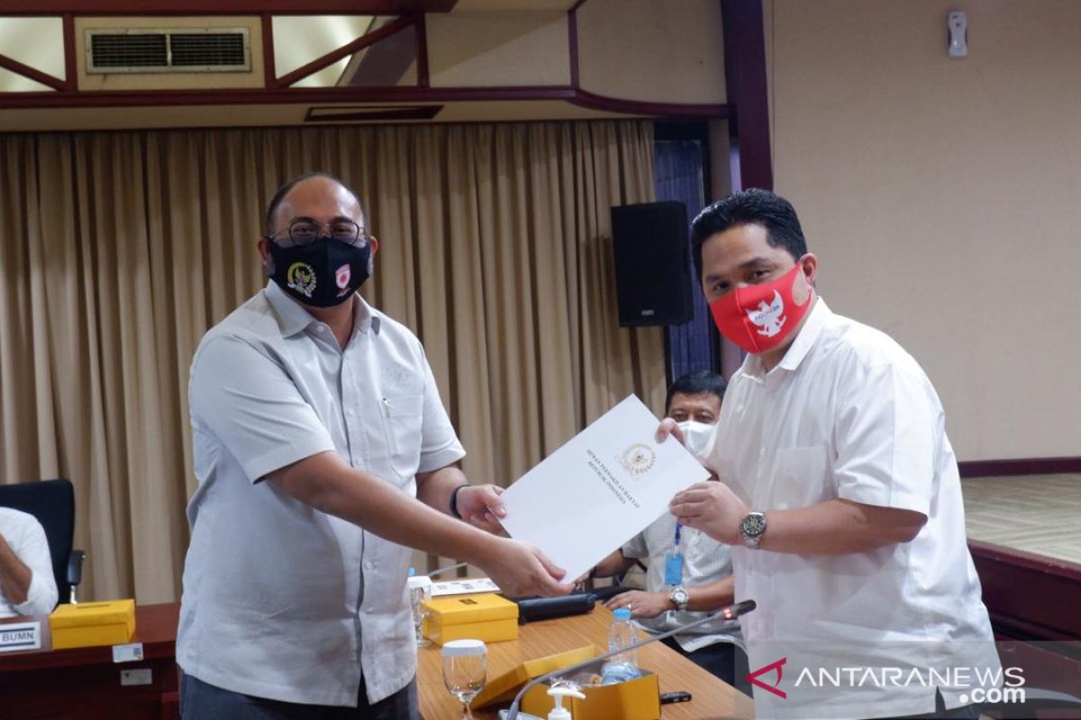 DPR minta Menteri BUMN fasilitasi kepulangan  mahasiswa Indonesia