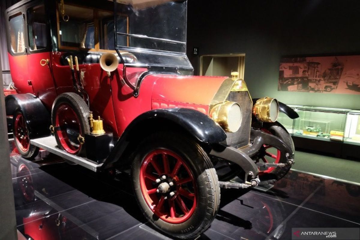 Sejarah mobil pertama Mitsubishi, dibuat tahun 1917 pakai palu dan pahat