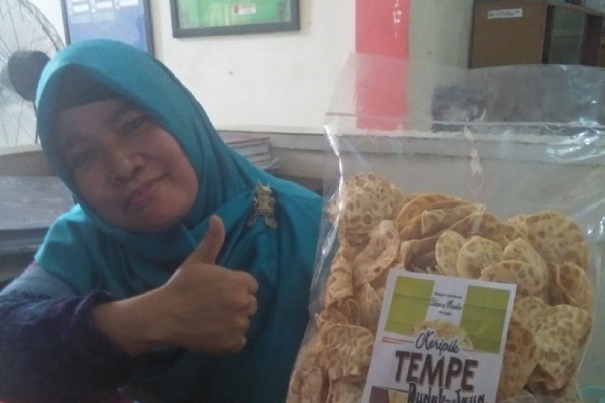 Diversifikasi pangan lokal kripik kedelai di Kabupaten Muarojambi