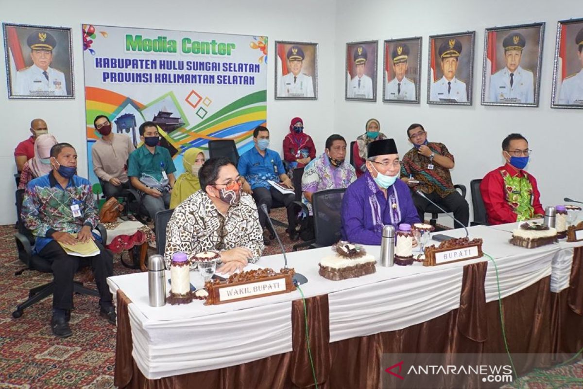 Pemkab HSS dengarkan hasil audit BPK melalui vidcon