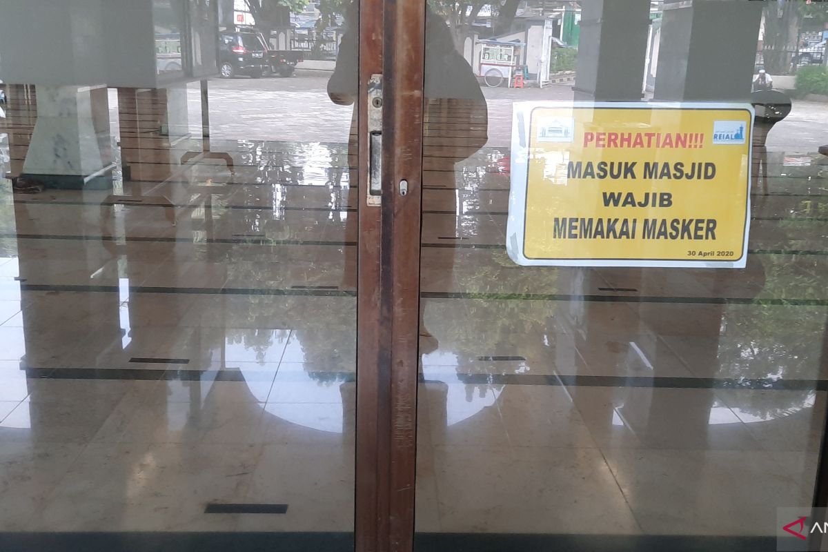 Masjid Al Munawar Jaksel laksanakan Shalat Jumat sesuai protokol