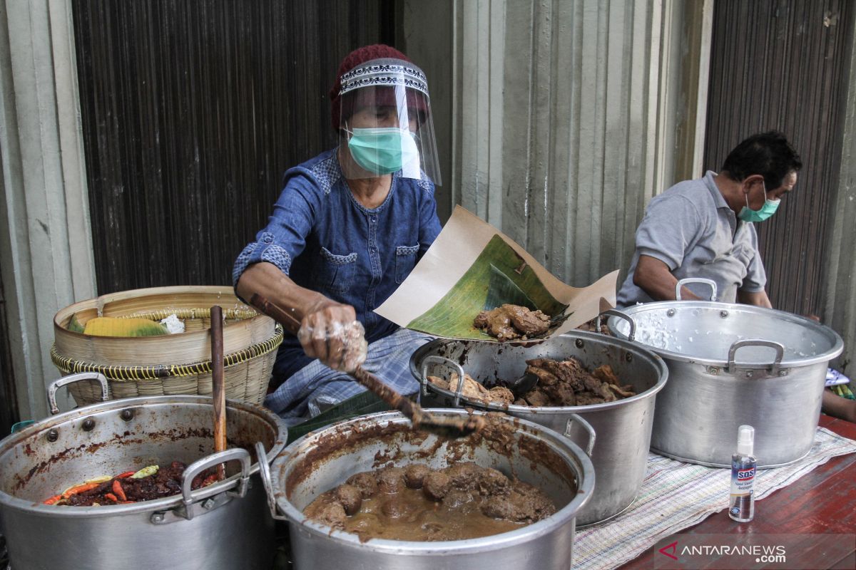 Penjualan kian merosot, produsen gudeg Yogya optimalkan jualan online