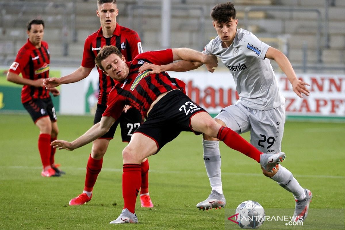 Leverkusen kalahkan Freiburg 1-0 naik ke posisi ketiga