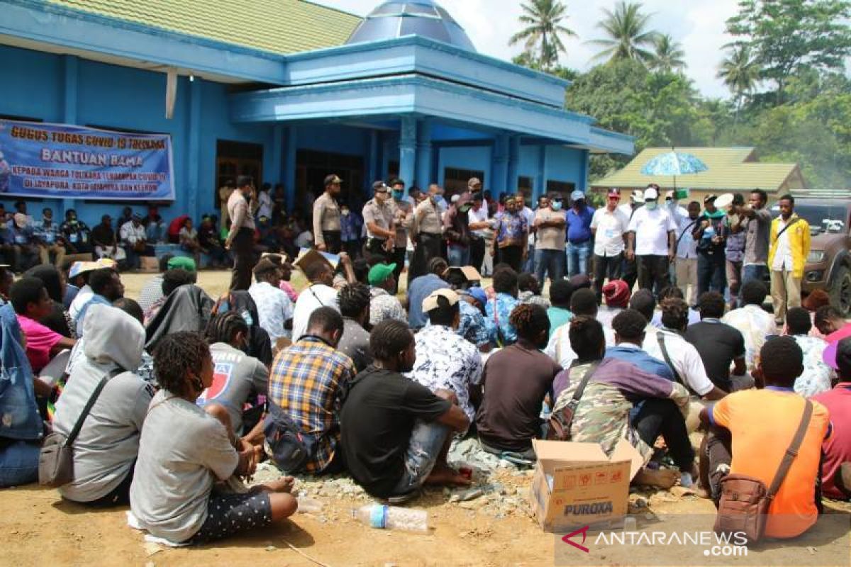 Bupati Tolikara pastikan 1.300 mahasiswa menerima BLT