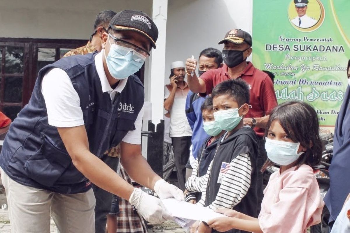 ITDC berikan santunan kepada yatim di desa penyangga Mandalika