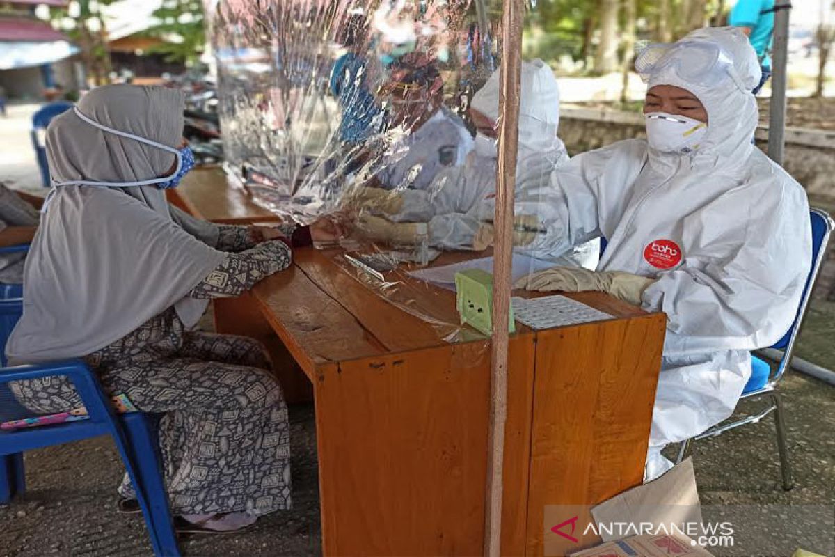 Hasil rapid test pedagang di Muara Teweh  semua non reaktif