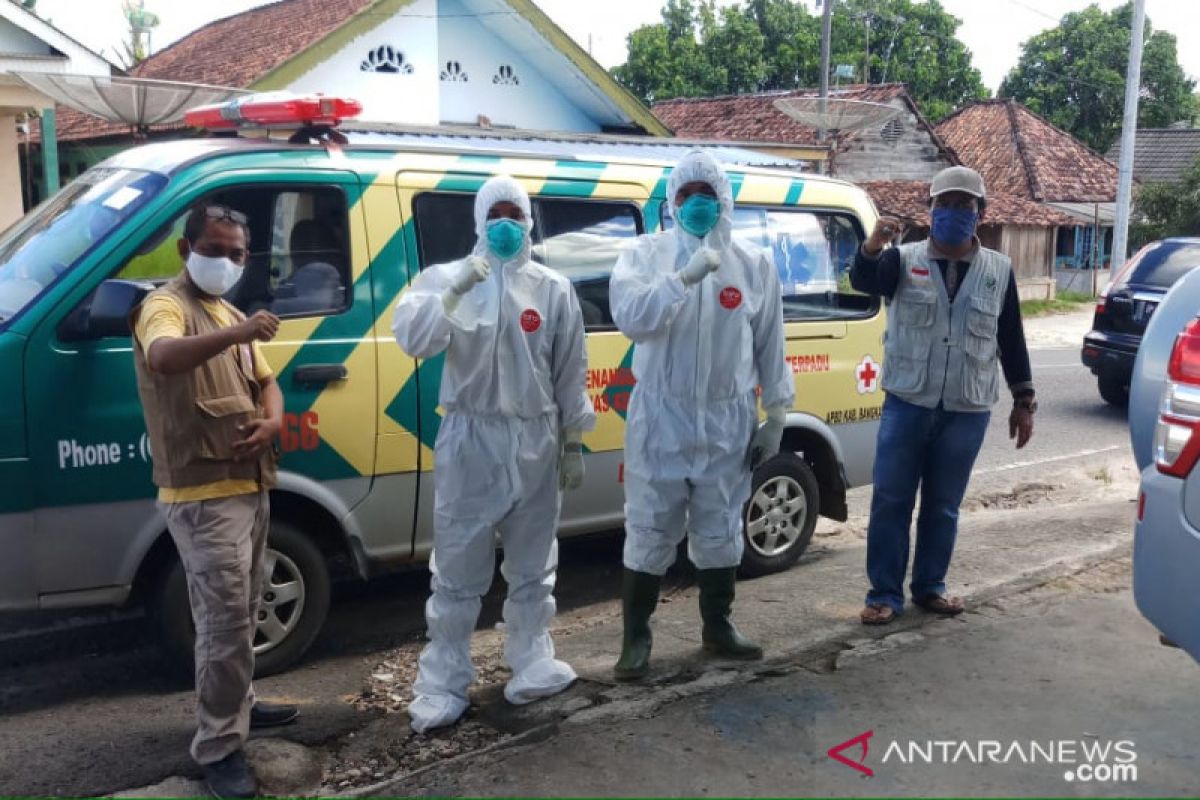 Satu dari 68 awak kapal tambang dinyatakan positif COVID-19