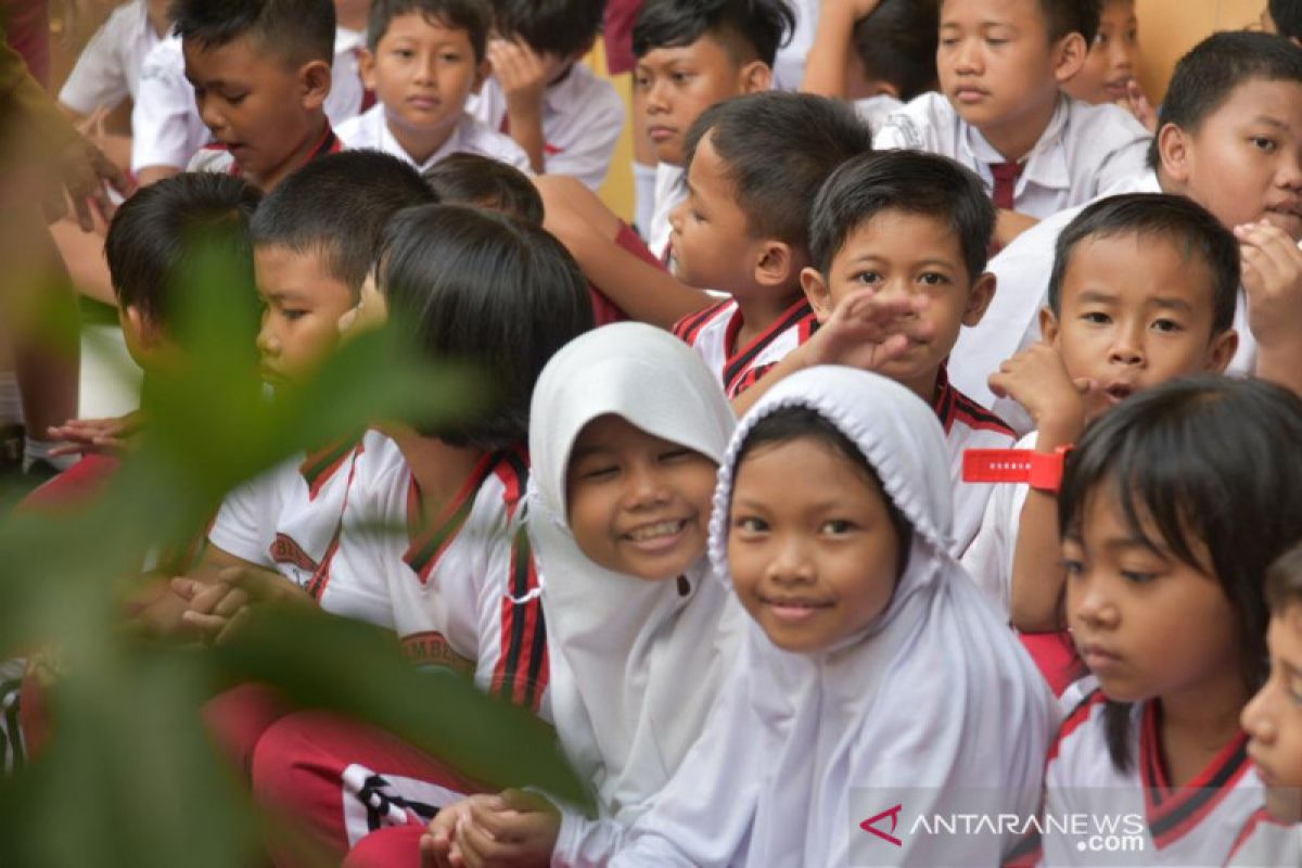 Masih darurat COVID-19, Jember kembali perpanjang masa belajar di rumah