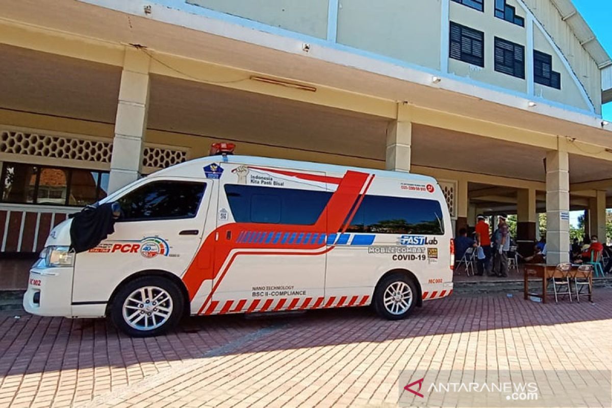 Akhirnya, mobil laboratorium PCR pinjaman BNPB beroperasi di Surabaya