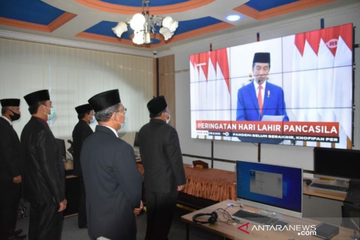 Wali Kota Sibolga ikuti upacara harlah Pancasila melalui Live streaming