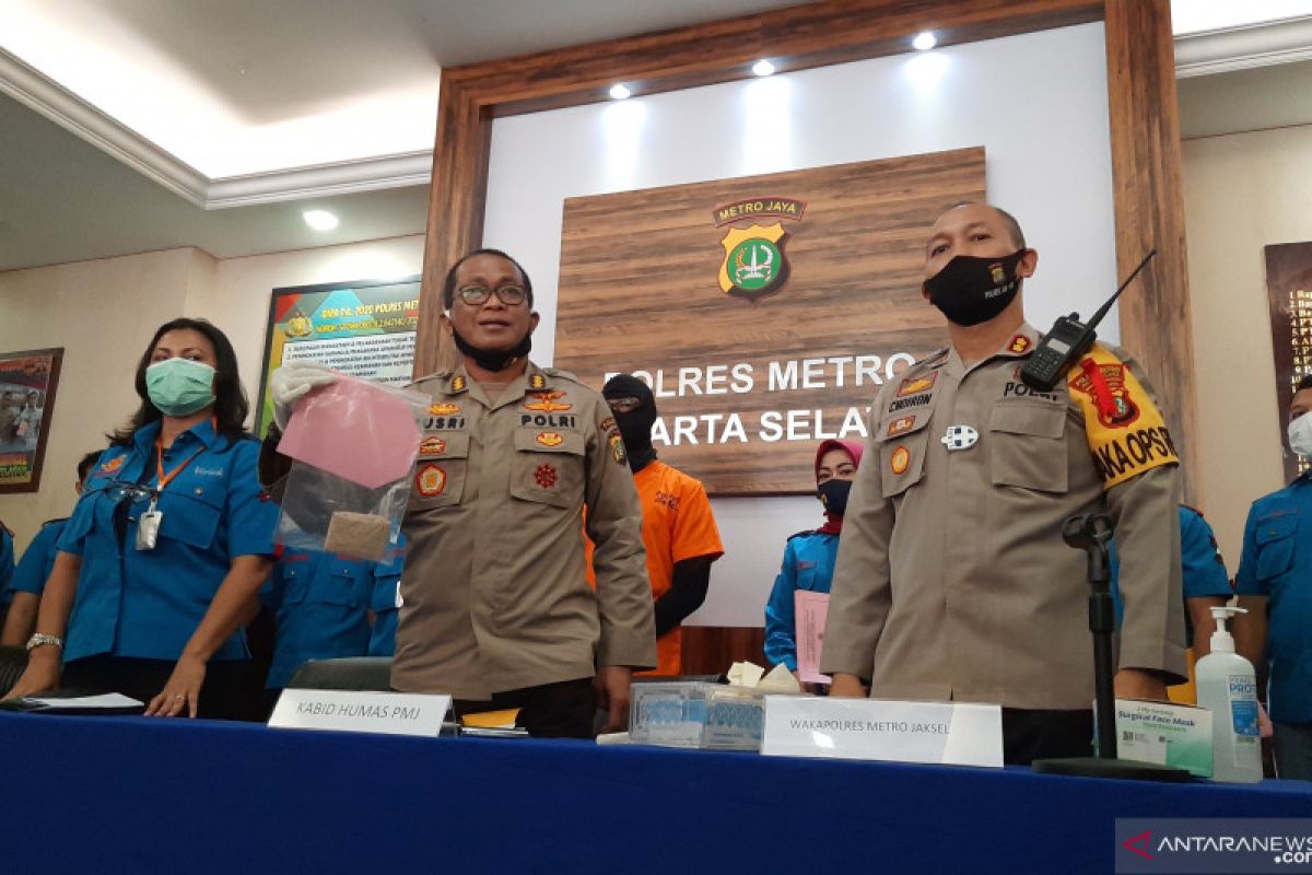 Pakai ganja, Aktor Dwi Sasono mengaku salah dan hanya jadi korban