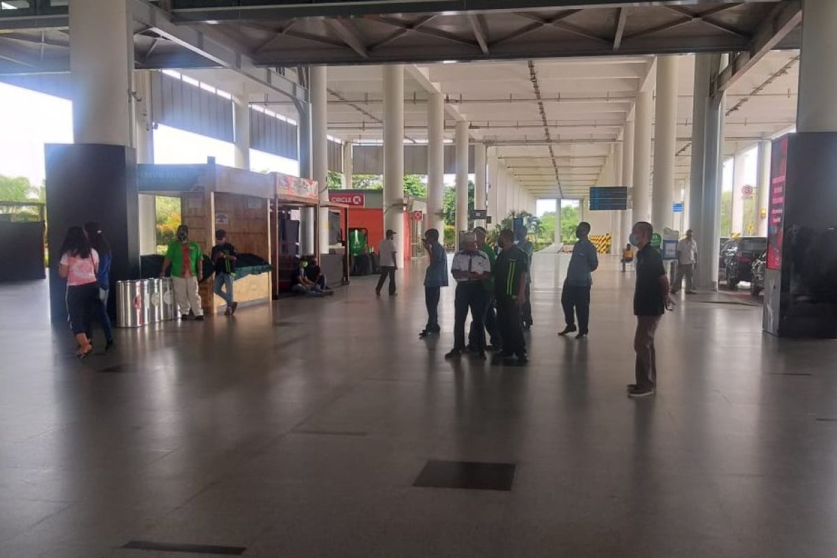 143 penumpang berangkat melalui bandara Kualanamu