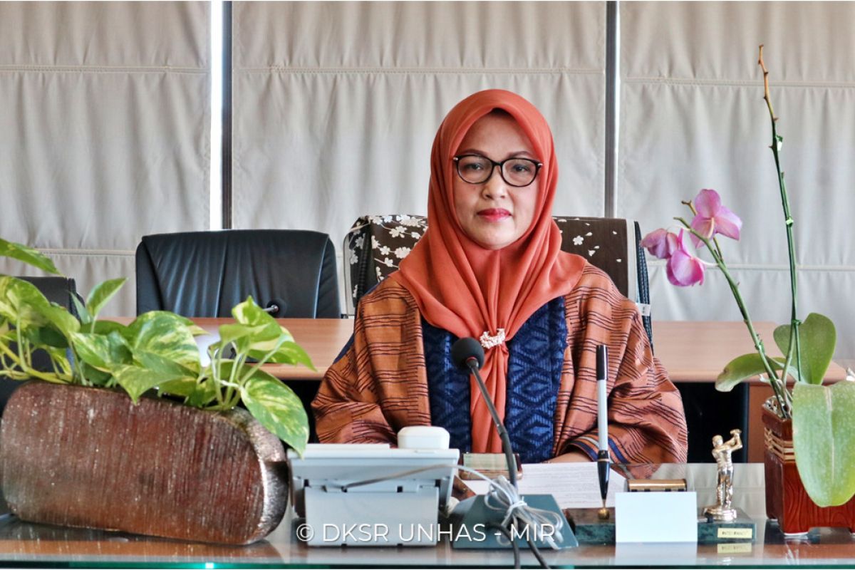 Dewan professor Unhas bahas pemulihan sosial ekonomi pasca pandemi COVID-19