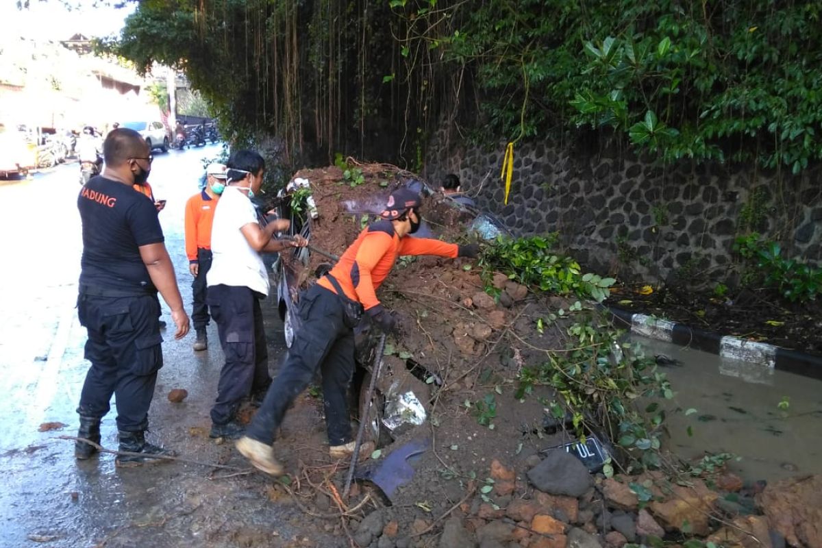 BMKG Denpasar : cuaca ekstrem di Bali akibatkan banjir dan longsor