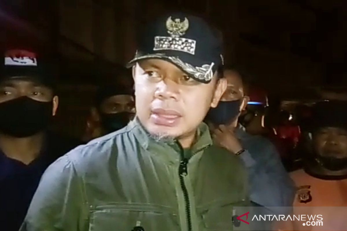 Bima Arya pimpin penanganan kebakaran di Jembatan Merah Kota Bogor