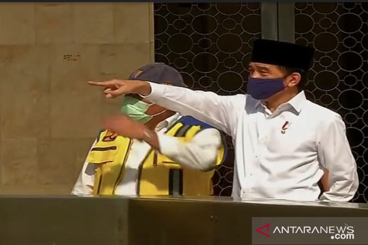 Presiden Jokowi meninjau kesiapan masjid Istiqlal terapkan normal baru