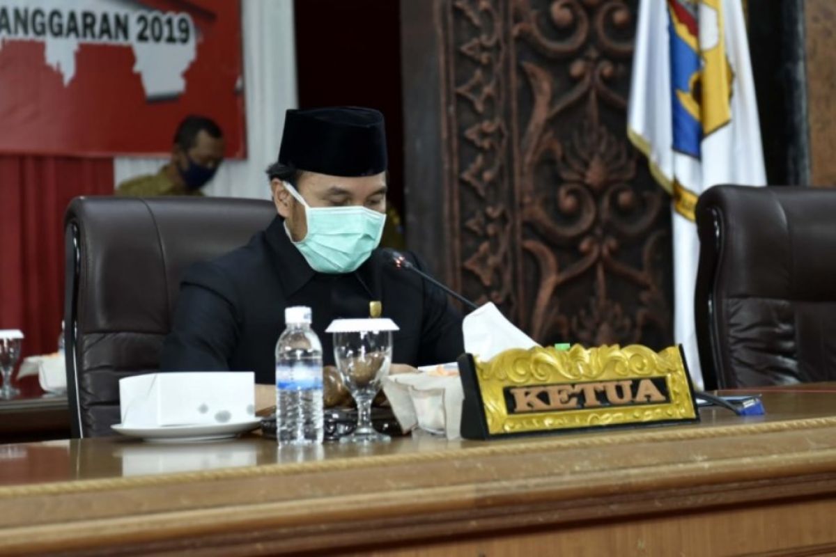 Ketua DPRD minta Pemprov Jambi bantu mahasiswa terdampak COVID-19 di luar negeri