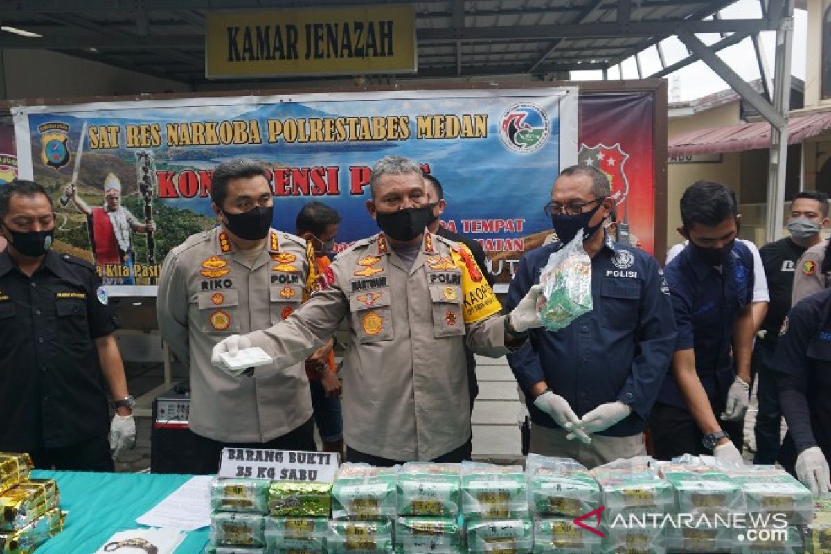 Polisi gagalkan peredaran 35 kilogram sabu dari Malaysia menuju Medan