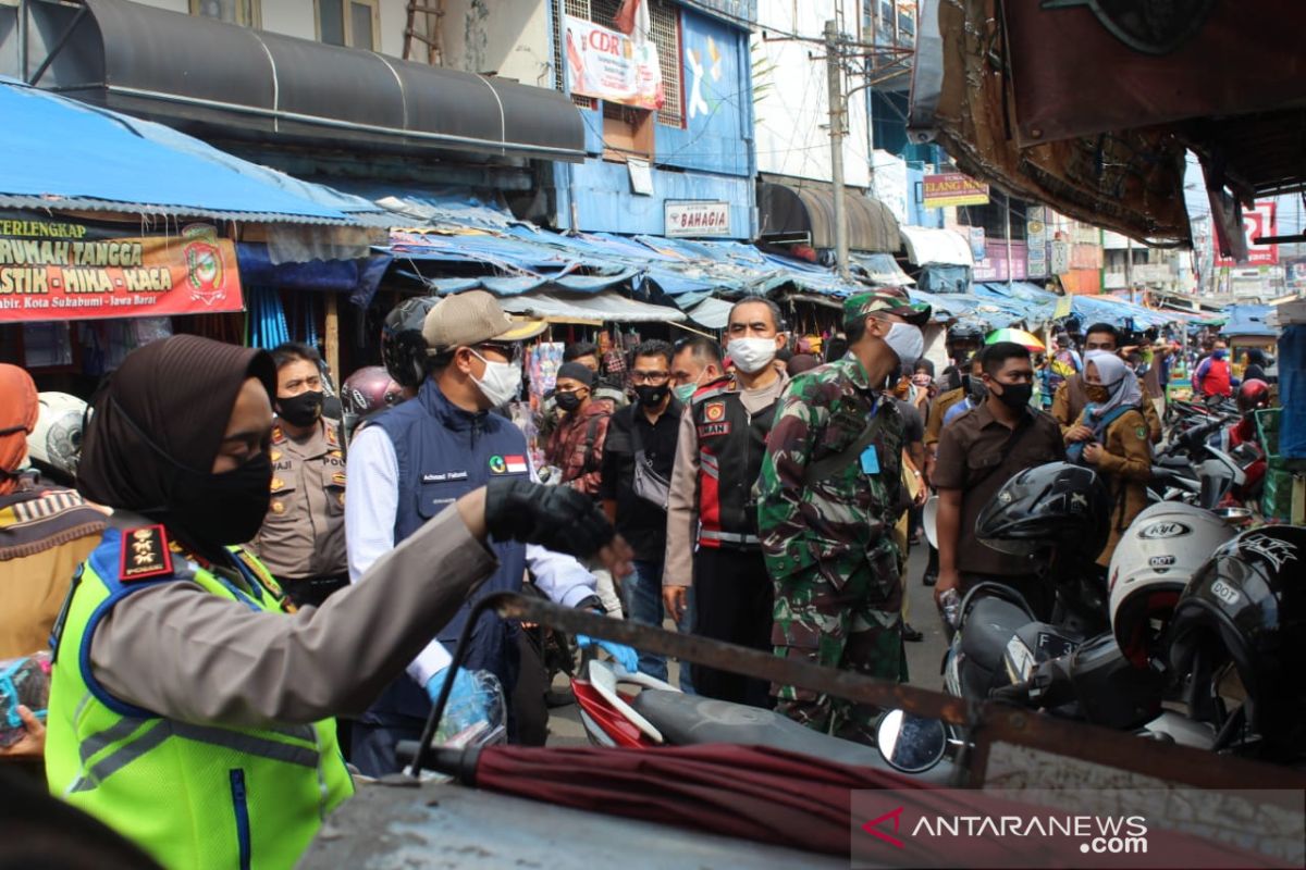 Pasar jadi fokus sosialisasi protokol kesehatan jelang penerapan AKB