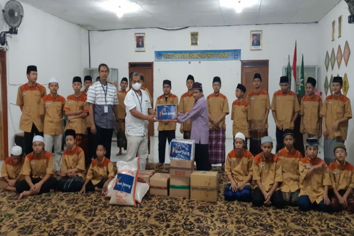 43 nasabah Bank Jateng ikuti program 1+1 Berkah Ramadhan