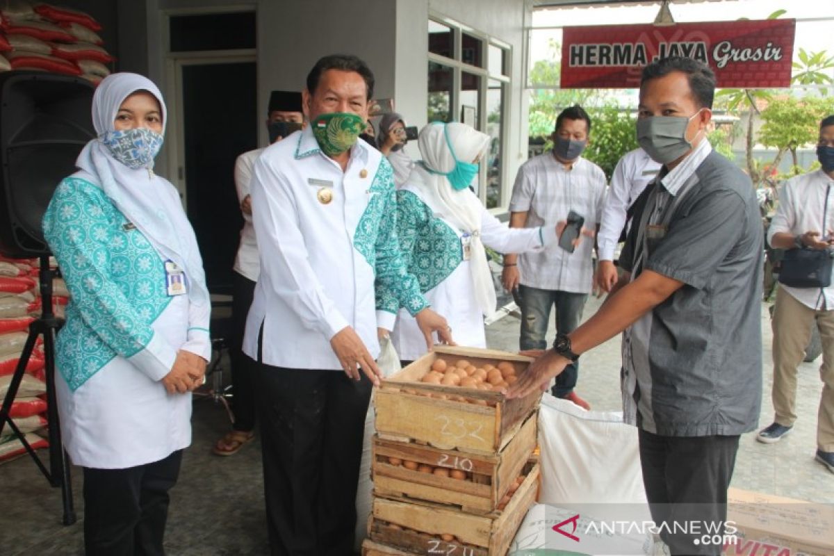 Jateng kucurkan bantuan untuk UMKM terdampak COVID-19 di Pekalongan