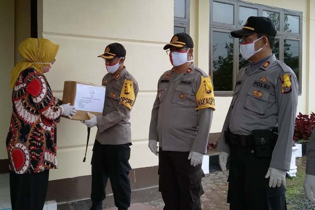187 petugas COVID-19 di Polres Bener Meriah terima bantuan suplemen