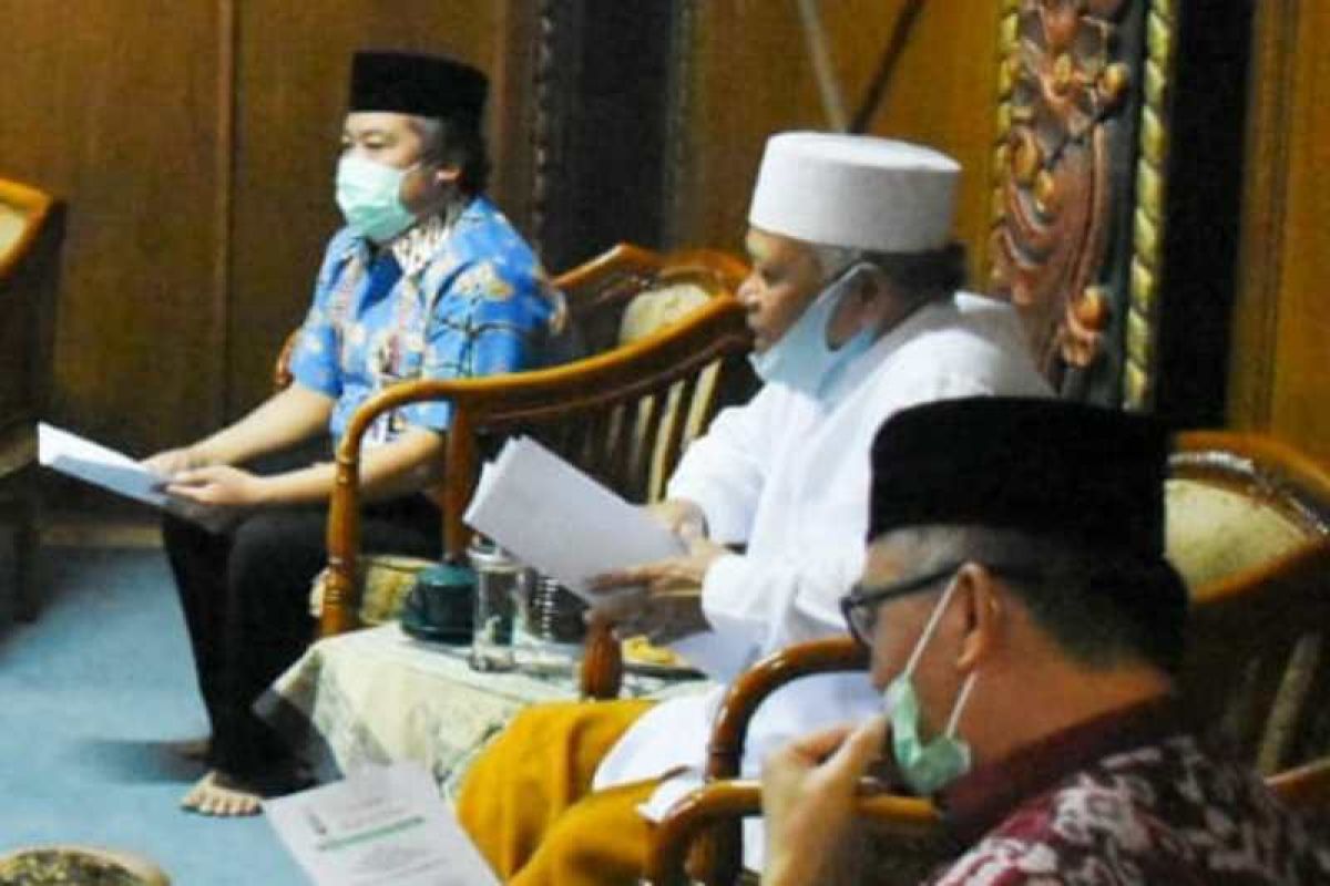 Sosialisasikan normal baru, Bupati Wonosobo kunjungi pondok pesantren