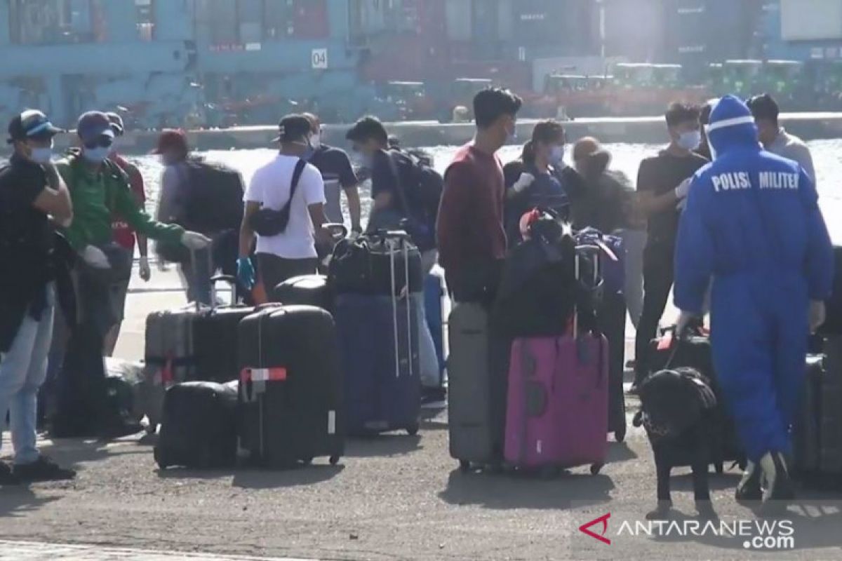 194 ABK MV Volendam dipulangkan ke Indonesia