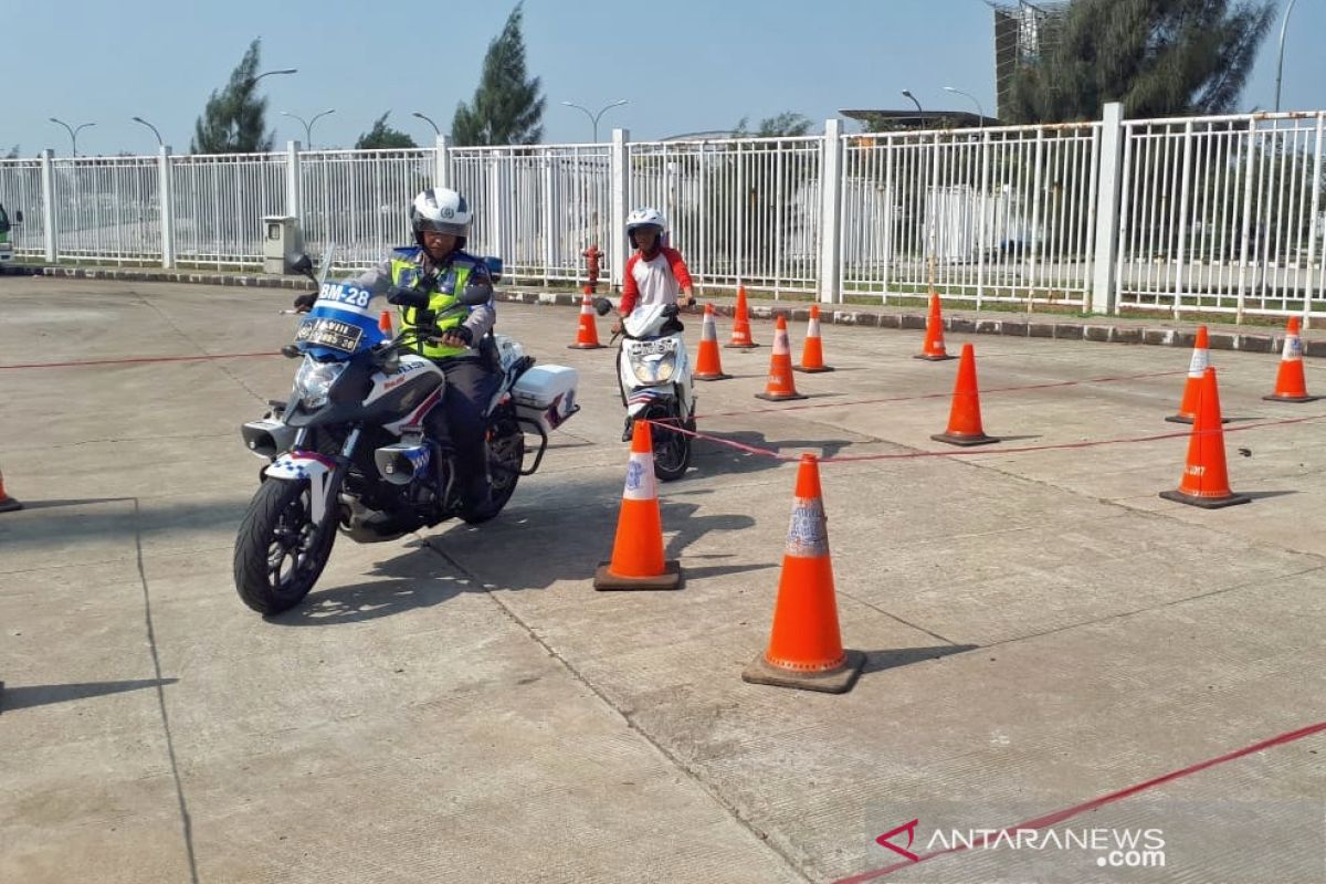 Polda Jabar kembali buka layanan pembuatan dan perpanjangan SIM