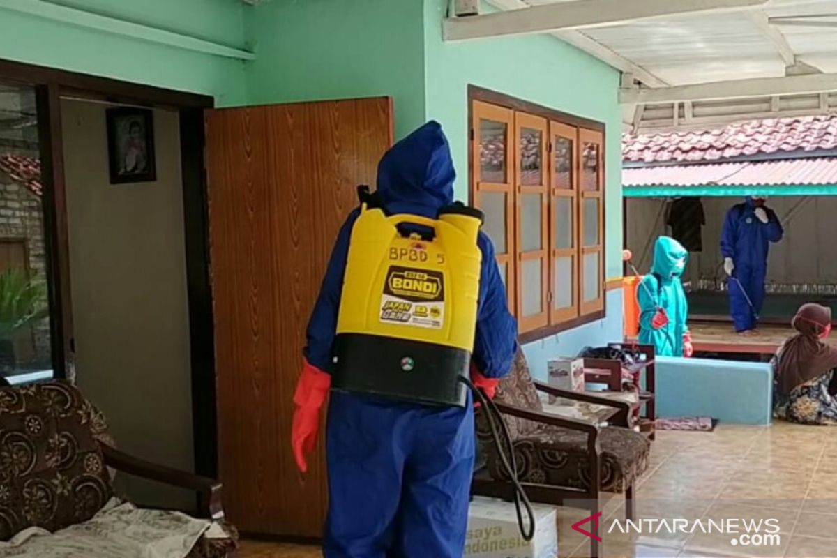 Warga Pamekasan tertular virus corona terus bertambah