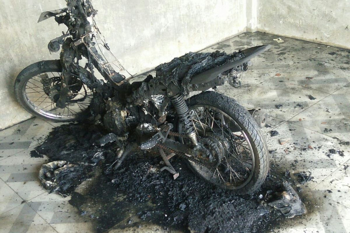 Sepmor dinas keuchik diduga dibakar di Aceh Utara