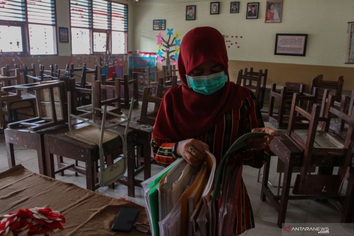 Pekanbaru perpanjang waktu belajar dari rumah di tahun ajaran baru