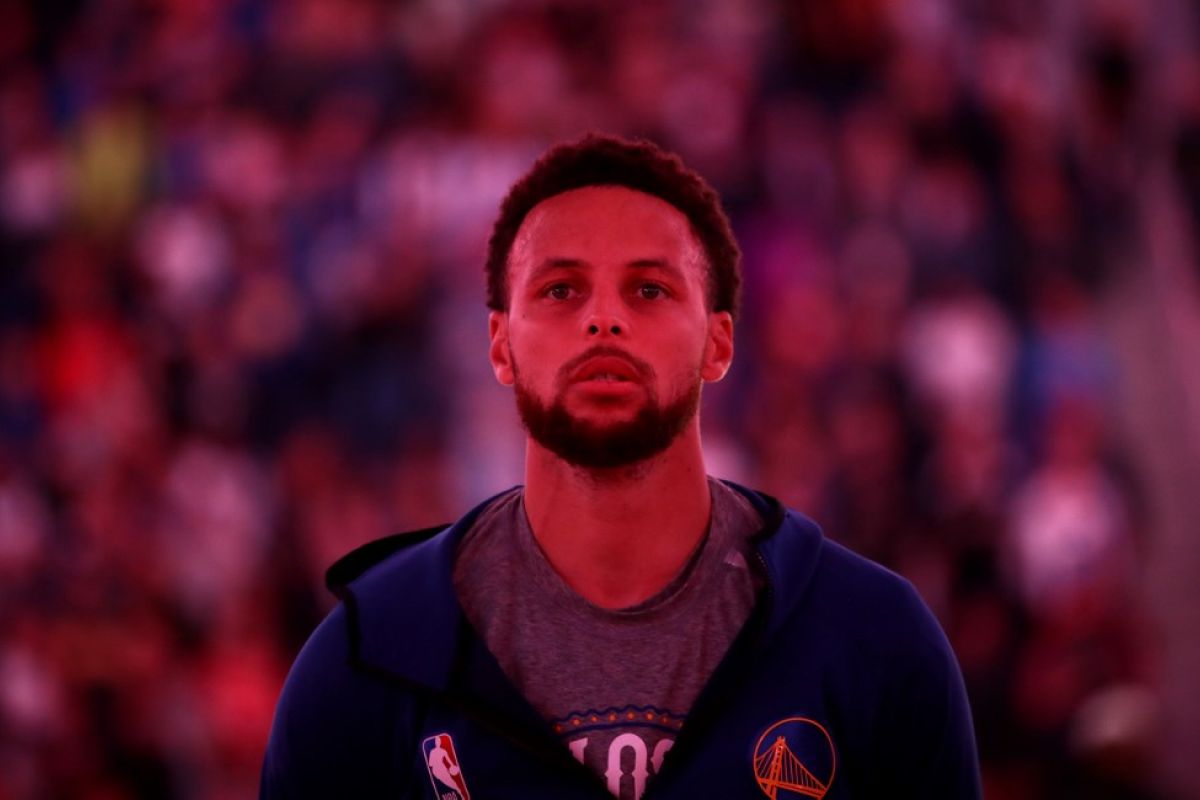 Stephen Curry terpesona remaja China