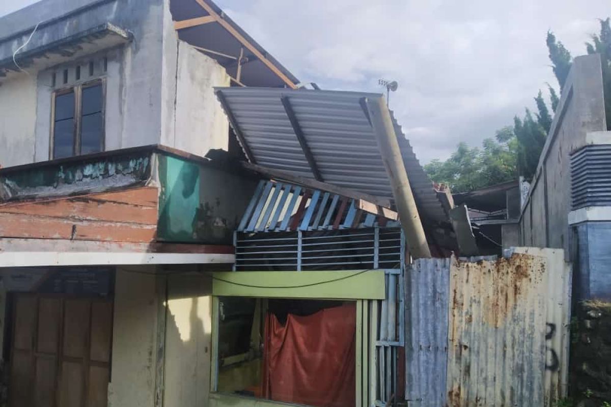 17 bangunan di Sabang rusak akibat gempa bumi