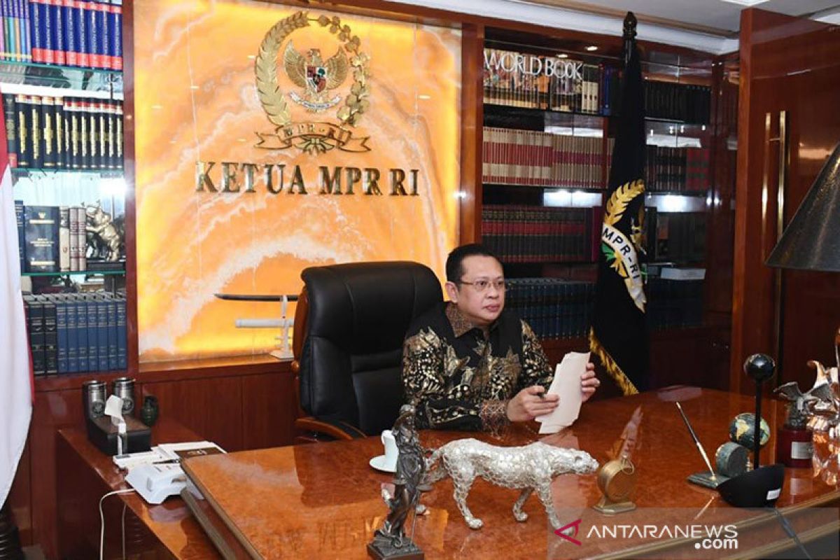 Ketua MPR: TNI-Polri dengan kekuatan penuh tumpas KKB